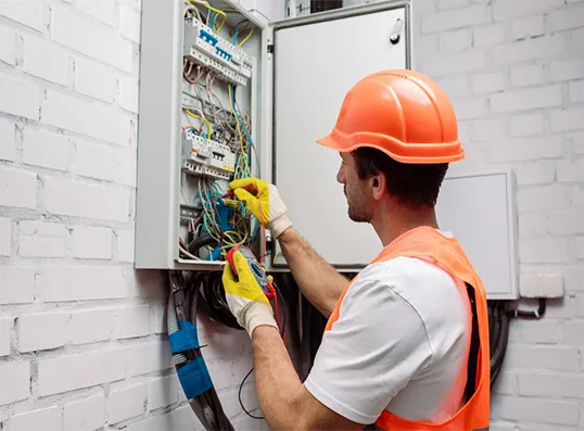 Eletricista na Vila Santa Teresa em Santo André